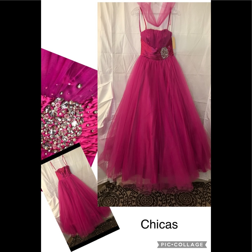 Chicas_New_ A Pretty Magenta (Hot Pink) Gown with Scarf_ X-Small